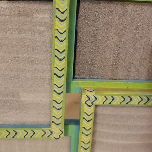 Frame - Picture 4 of 12